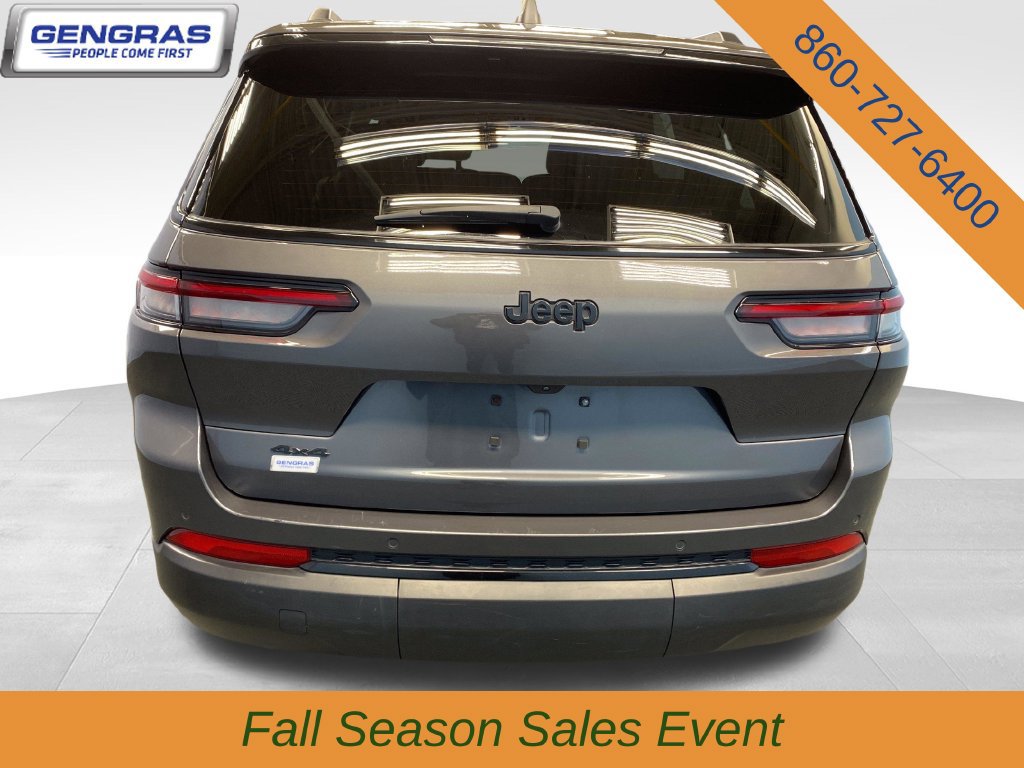 Used 2023 Jeep Grand Cherokee L Altitude AWD/4WD image 7