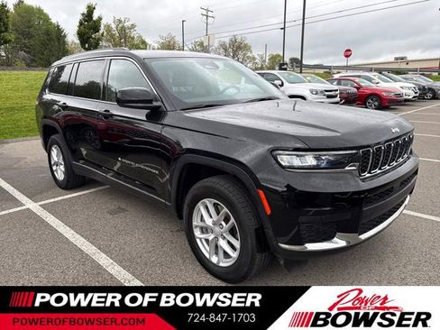 Used 2023 Jeep Grand Cherokee L Laredo AWD/4WD image 7