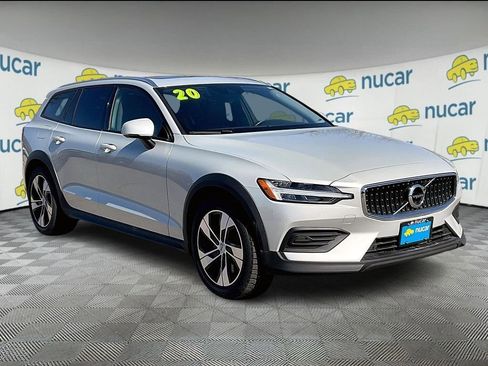 Used 2020 Volvo V60 T5 Cross Country w/ Protection Package image 1