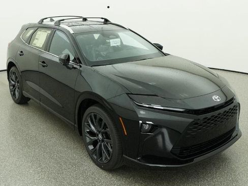 New 2026 Toyota Crown Signia AWD/4WD image 4