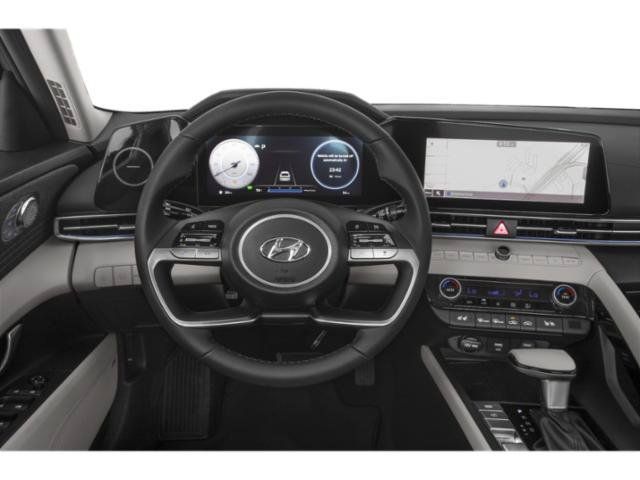 Certified 2023 Hyundai Elantra Limited w/ Preferred Accessory Package FWD image 10