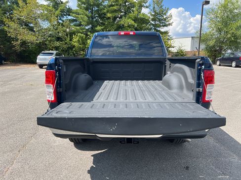 Used 2024 RAM 2500 Big Horn w/ Bed Utility Group image 17