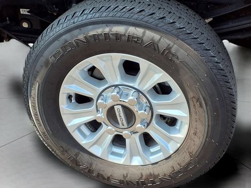 Used 2022 Ford F250 XLT w/ XLT Value Package AWD/4WD image 8