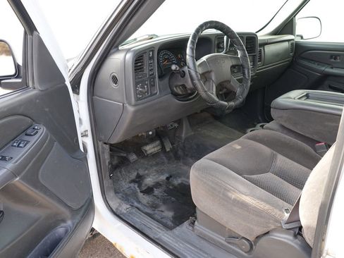 Used 2006 Chevrolet Silverado 2500 LT image 14