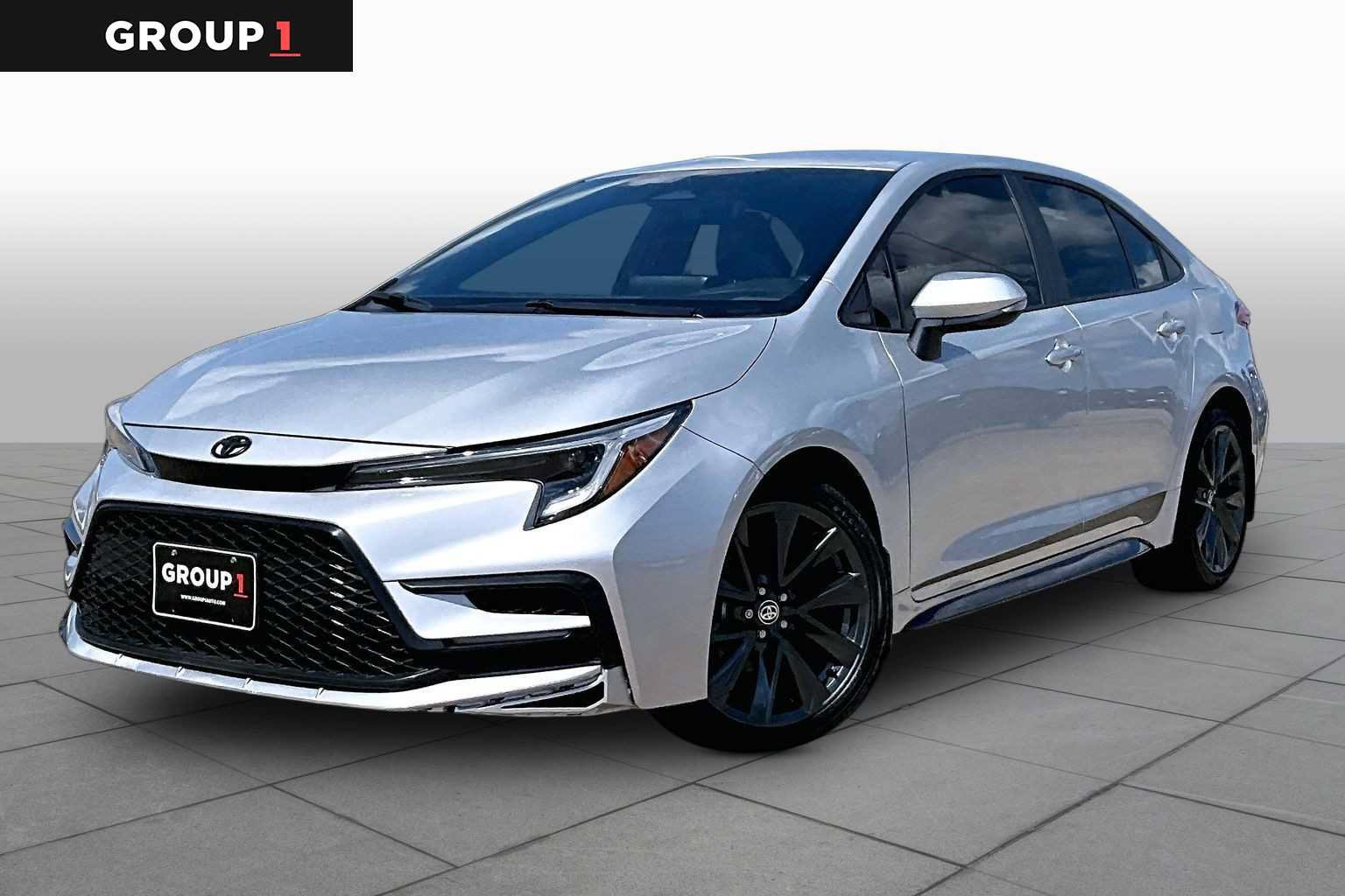 Used 2025 Toyota Corolla SE FWD image 1