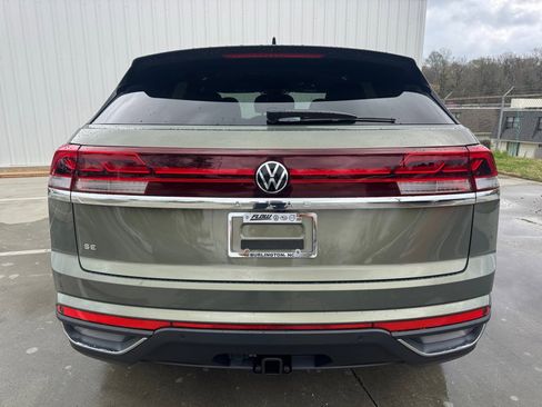 New 2026 Volkswagen Atlas Cross Sport SE image 14