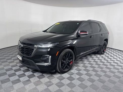 Used 2023 Chevrolet Traverse Premier w/ Redline Edition image 8
