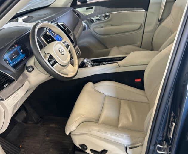 Used 2024 Volvo XC90 T8 Ultimate w/ Protection Package Premier AWD/4WD image 4