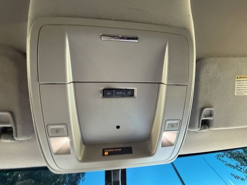 Used 2018 Chevrolet Silverado 1500 LT w/ Texas Edition image 33