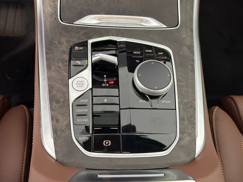 Used 2026 BMW X5 sDrive40i w/ Premium Package image 25