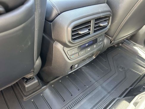 Certified 2023 Honda Pilot Elite image 12