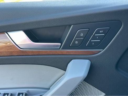 Used 2022 Audi Q5 2.0T Premium Plus image 38