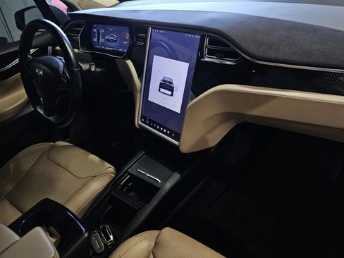 Used 2016 Tesla Model X 90D AWD/4WD image 5