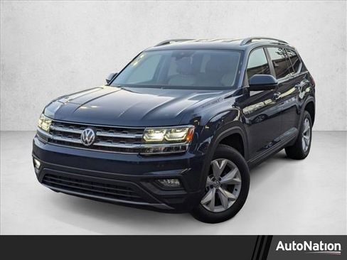 Used 2018 Volkswagen Atlas SE image 1