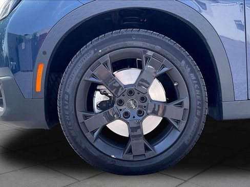 Certified 2025 MINI Cooper Countryman S AWD/4WD image 9