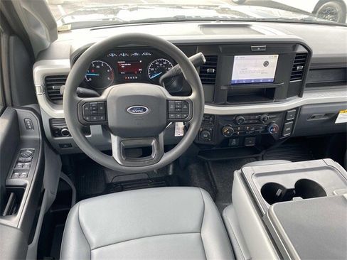 New 2026 Ford F550 4x4 Crew Cab Super Duty image 31