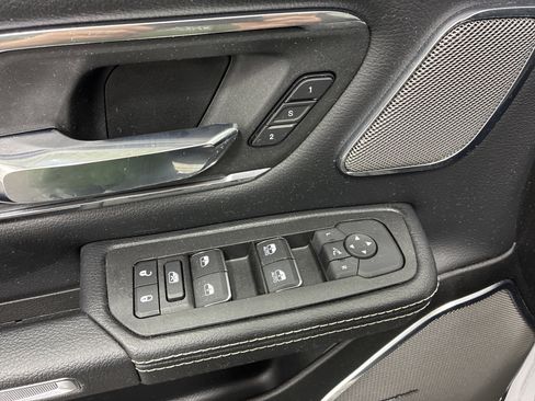 Certified 2025 RAM 1500 Laramie w/ Advanced Safety Group II AWD/4WD image 20
