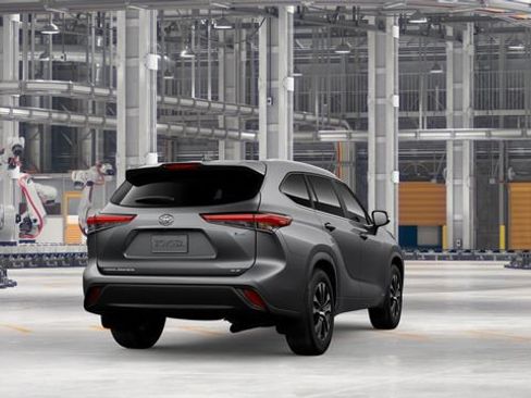 New 2026 Toyota Highlander XLE AWD/4WD image 11