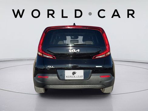 Used 2022 Kia Soul EX image 14