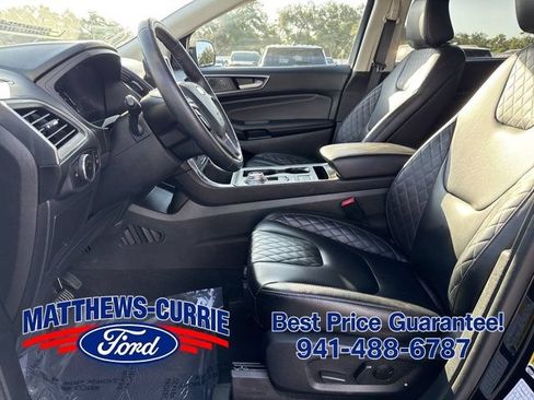 Certified 2024 Ford Edge Titanium AWD/4WD image 9