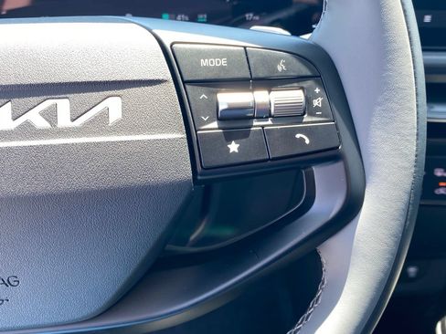 New 2026 Kia EV6 Light RWD image 16