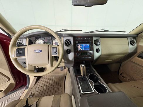 Used 2014 Ford Expedition EL XLT w/ Equipment Group 202A AWD/4WD image 8