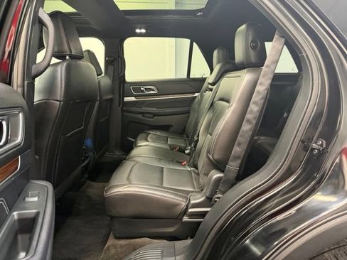 Used 2018 Ford Explorer Limited w/ Equipment Group 301A AWD/4WD image 36