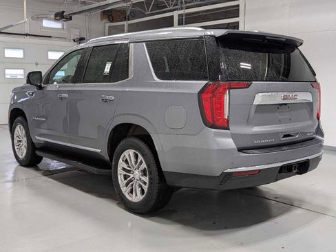 Certified 2022 GMC Yukon SLT w/ SLT Premium Package AWD/4WD image 10