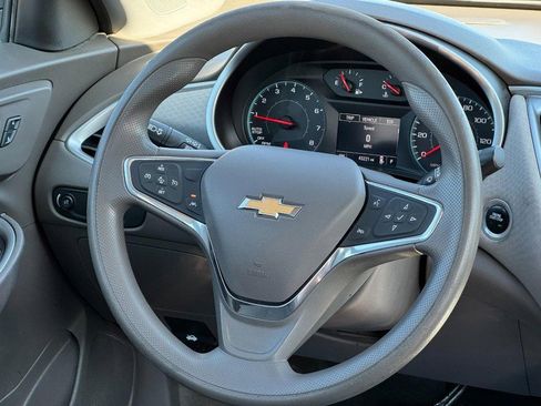 Used 2020 Chevrolet Malibu LS w/ Driver Confidence Package II image 12
