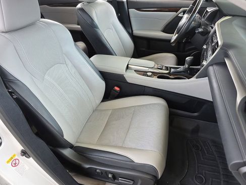 Used 2017 Lexus RX 350 FWD w/ Premium Package image 25
