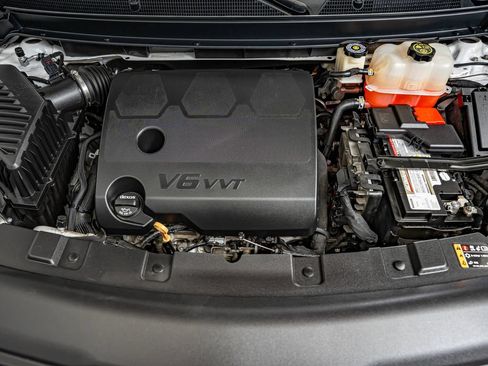 Used 2019 Buick Enclave Essence FWD image 42