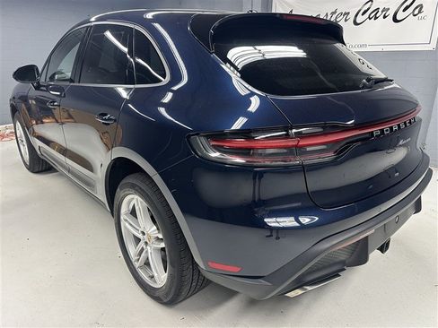 Used 2023 Porsche Macan AWD/4WD image 4