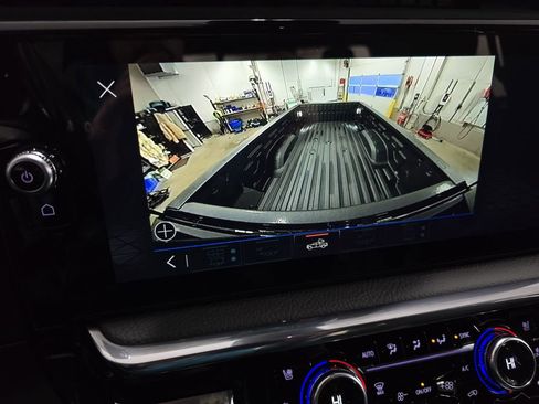 New 2026 GMC Sierra 3500 Denali w/ Denali Reserve Package AWD/4WD image 27