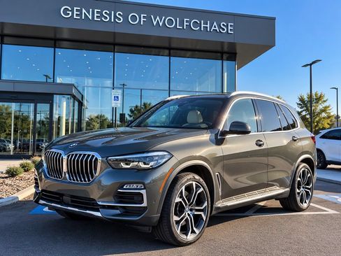 Used 2021 BMW X5 sDrive40i w/ Premium Package RWD image 1