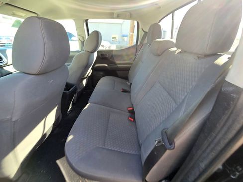 Used 2022 Toyota Tacoma SR5 image 15