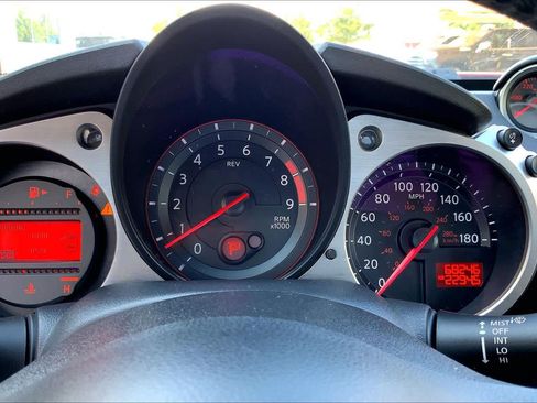 Used 2016 Nissan 370Z Touring w/ Aerodynamics Package RWD image 24