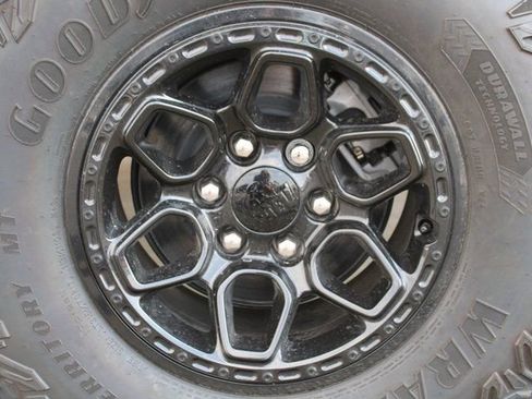 New 2024 Chevrolet Colorado ZR2 w/ ZR2 Bison Edition image 11