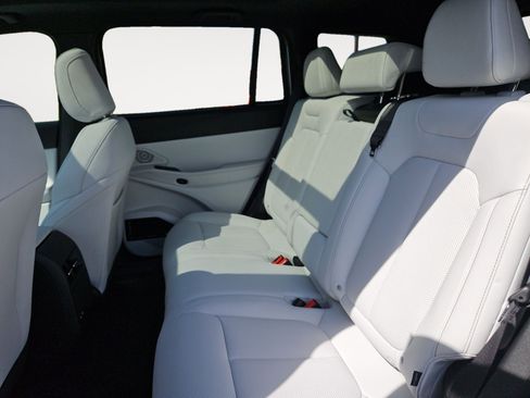 New 2026 Jeep Cherokee Limited image 13