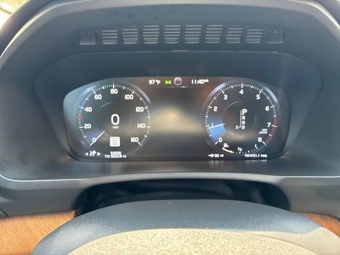 Used 2022 Volvo XC90 T6 Momentum w/ Advanced Package AWD/4WD image 29