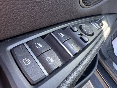 Used 2018 BMW X5 xDrive40e AWD/4WD image 19
