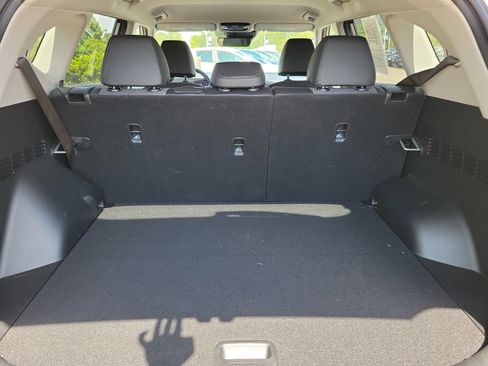 Used 2025 Kia Seltos S image 28