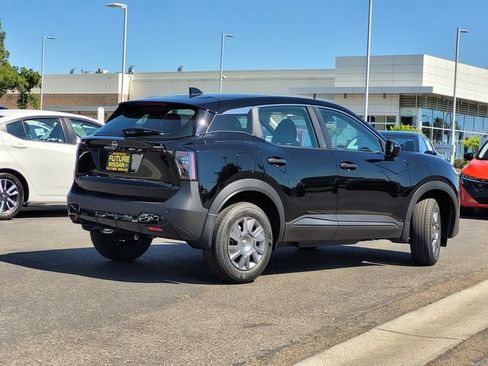 New 2026 Nissan Kicks S image 5