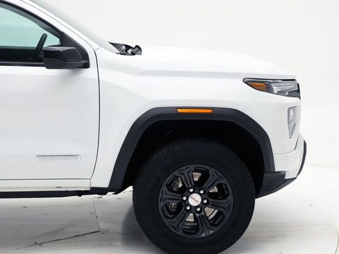 Used 2024 GMC Canyon Elevation w/ Trailering Package AWD/4WD image 4
