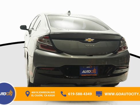 Used 2017 Chevrolet Volt Premier w/ Driver Confidence II Package image 15