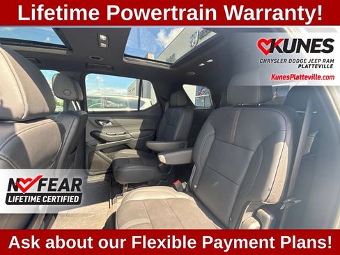 Used 2023 Chevrolet Traverse RS AWD/4WD image 14