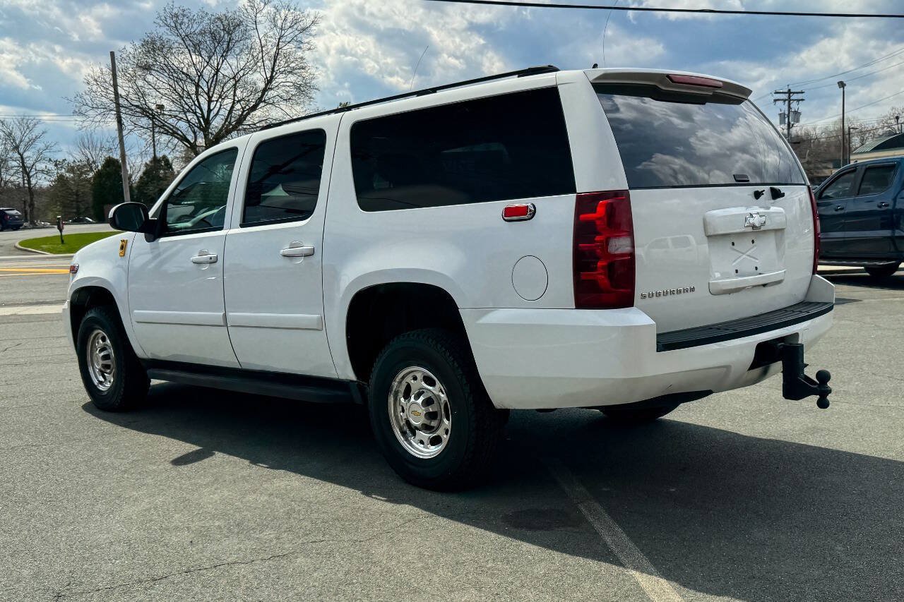 Used 2007 Chevrolet Suburban 2500 LT AWD/4WD image 6