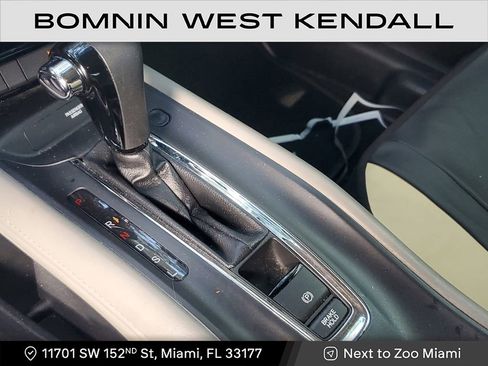 Used 2017 Honda HR-V LX image 27