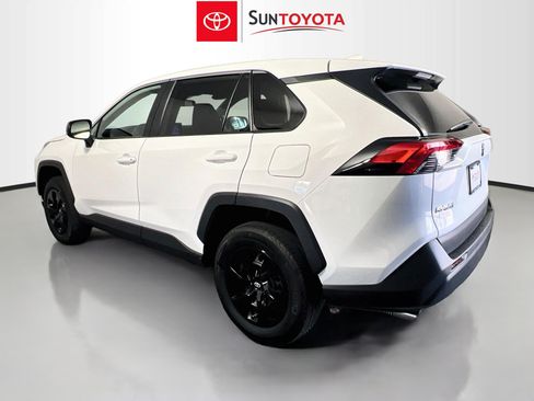 Used 2024 Toyota RAV4 LE FWD image 6