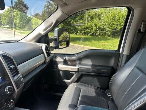 Used 2021 Ford F250 Lariat w/ Chrome Package AWD/4WD image 17