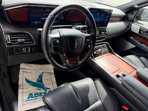 Used 2024 Lincoln Navigator Reserve AWD/4WD image 28
